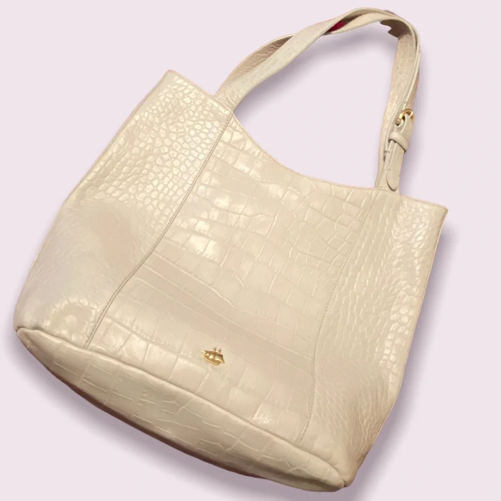 BRAHMIN White Bag Large Shoulder Pebble Off-White - Picture 1 of 13